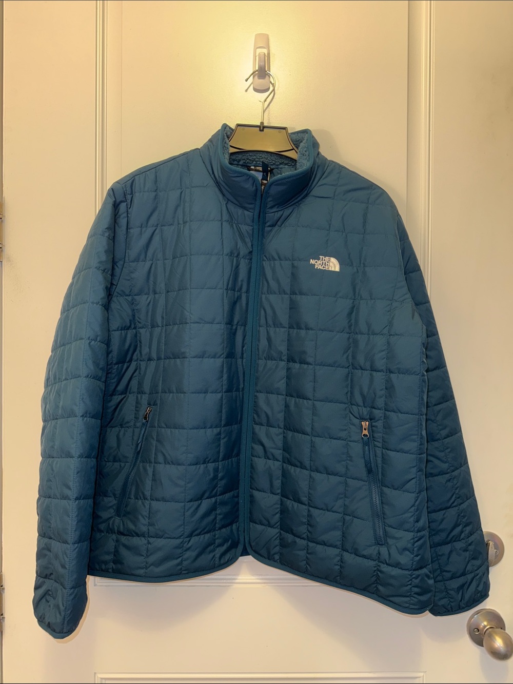 The North Face Women’s Quilted Puffer Jacket - Teal size XXL